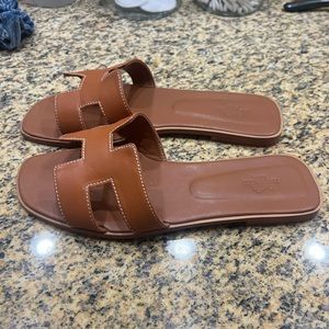 Hermès Oran Sandal